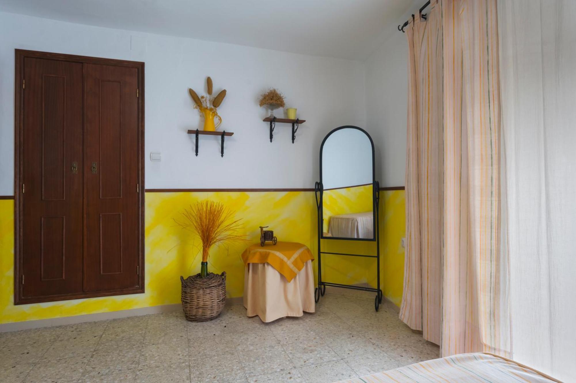 Fuente Nueva Guest House Cazalla de la Sierra Luaran gambar