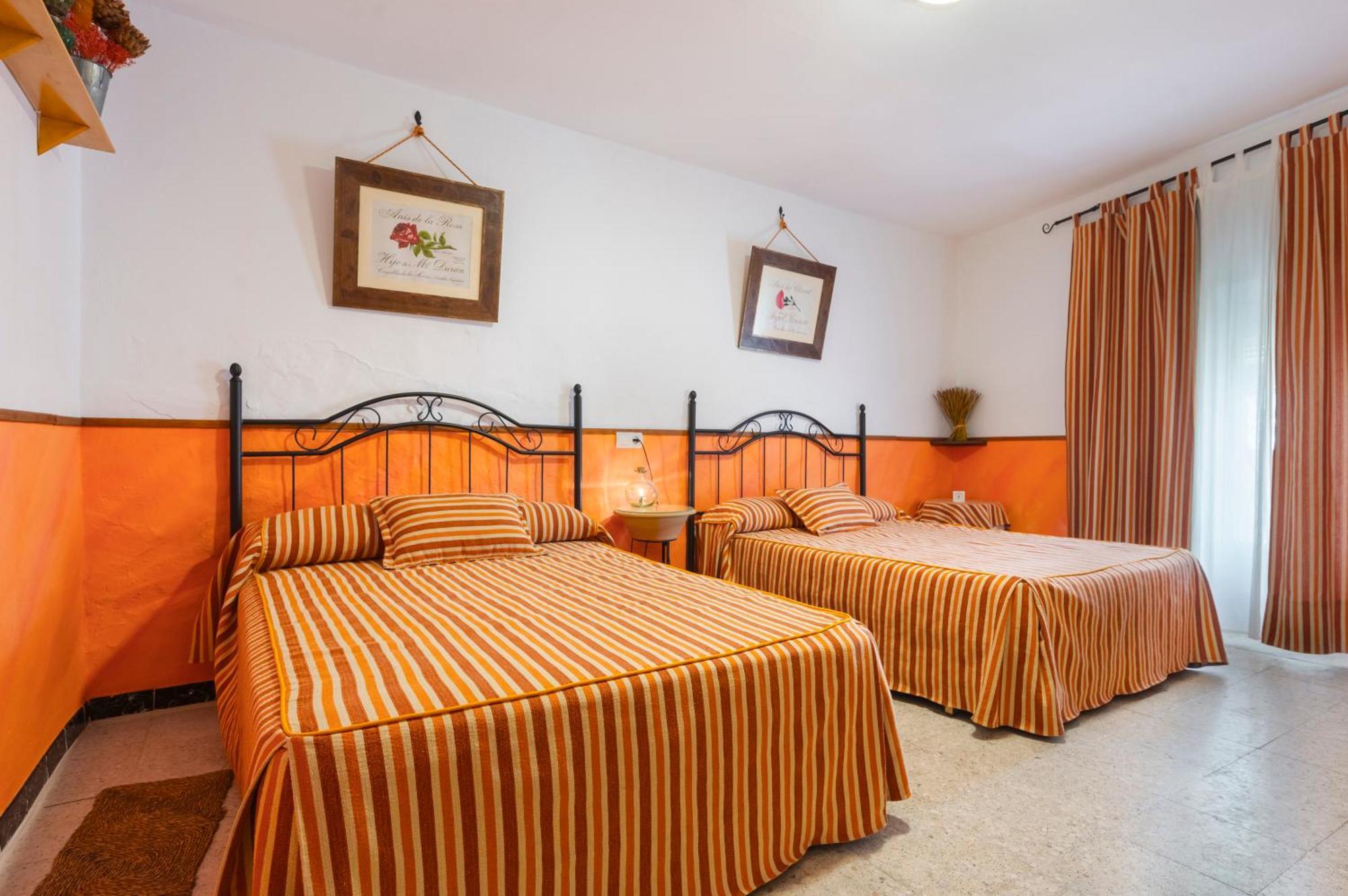 Fuente Nueva Guest House Cazalla de la Sierra Luaran gambar
